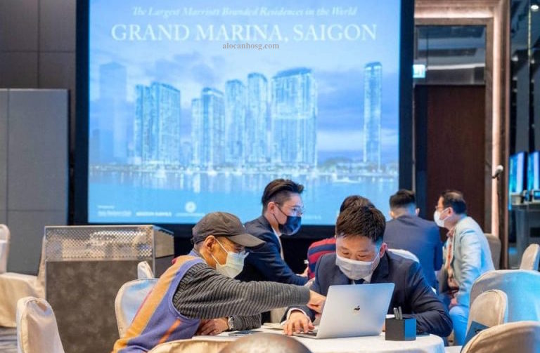 Khách mua căn hộ Grand Marina Saigon tại HongKong